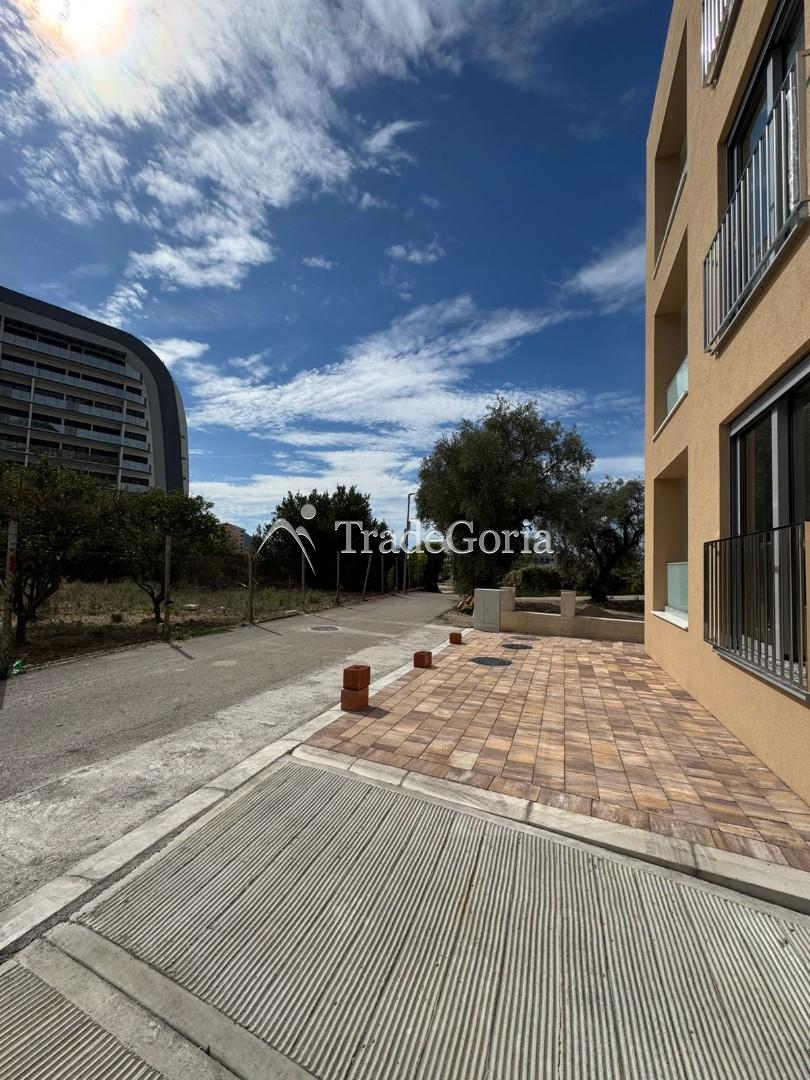Apartments in a new building near the sea and Topolica Sports Center, Bar