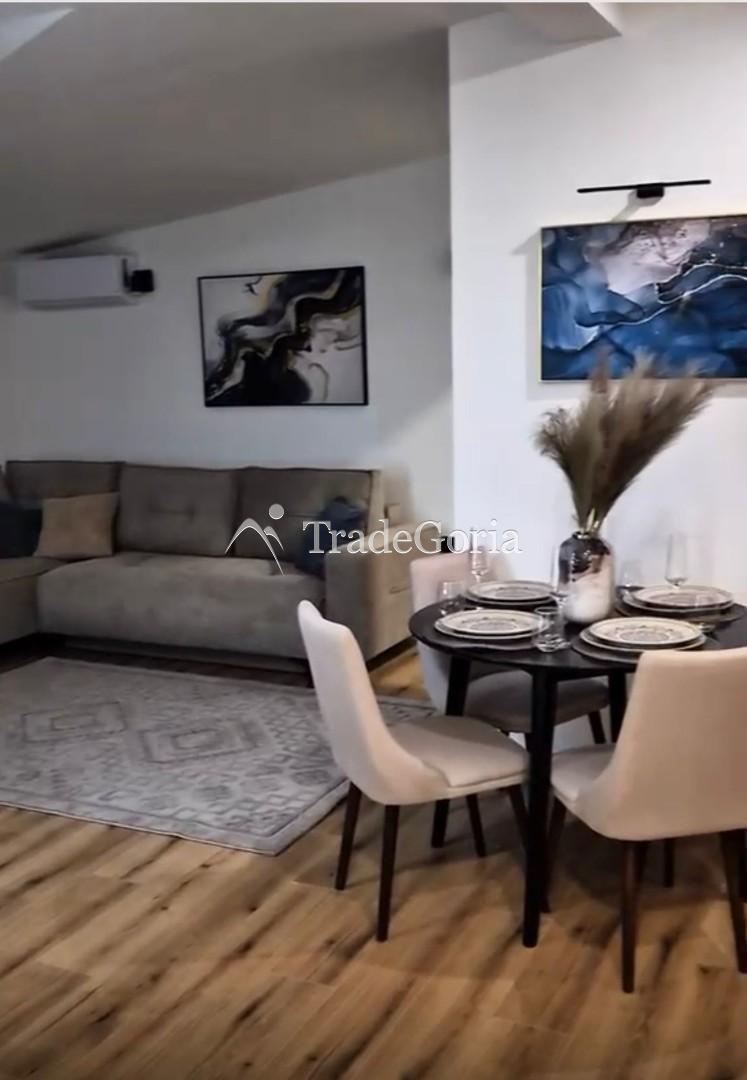 Apartments in a new building in Dobra Voda, below the main road