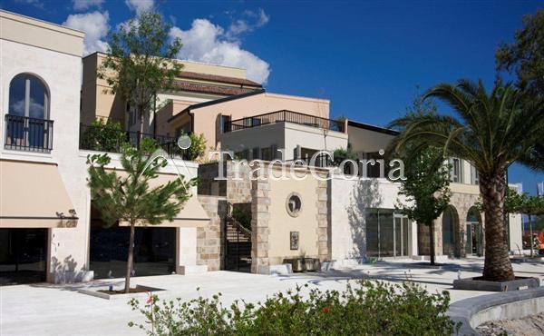 Apartments in Tivat by the sea in an elite location