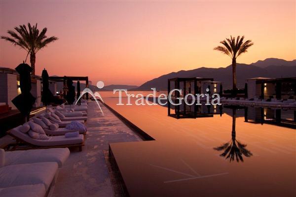 Apartments in Tivat by the sea in an elite location