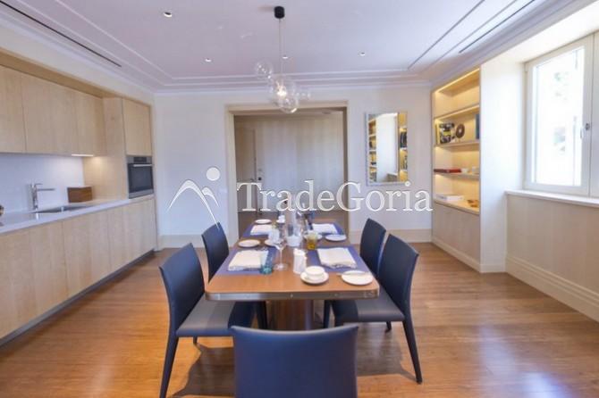 Apartments in Tivat by the sea in an elite location