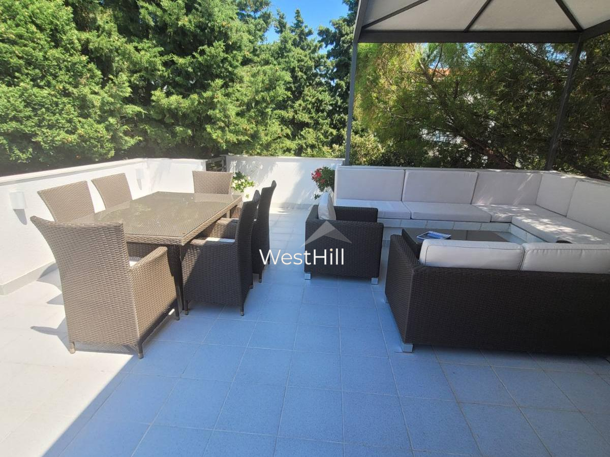 Sale legal three-storey house, Utjeha, Bar - oblect 8163