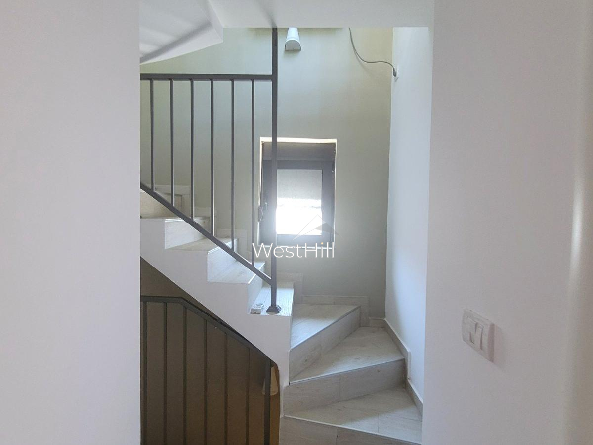 Sale legal three-storey house, Utjeha, Bar - oblect 8163