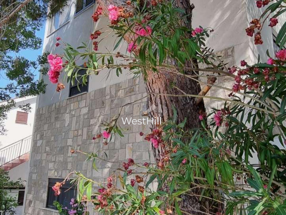 Sale legal three-storey house, Utjeha, Bar - oblect 8163