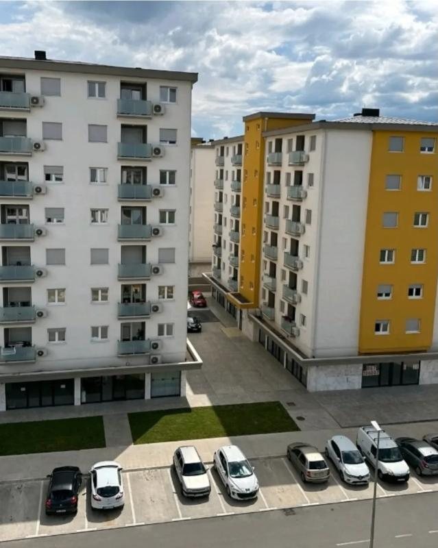 Долгосрочная аренда: 1-комнатная квартира в Подгорице, Побрежье
