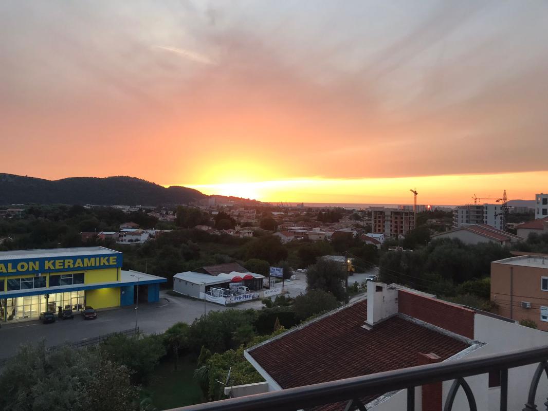 Dugoročni najam dvosobnog stana u Kalugi