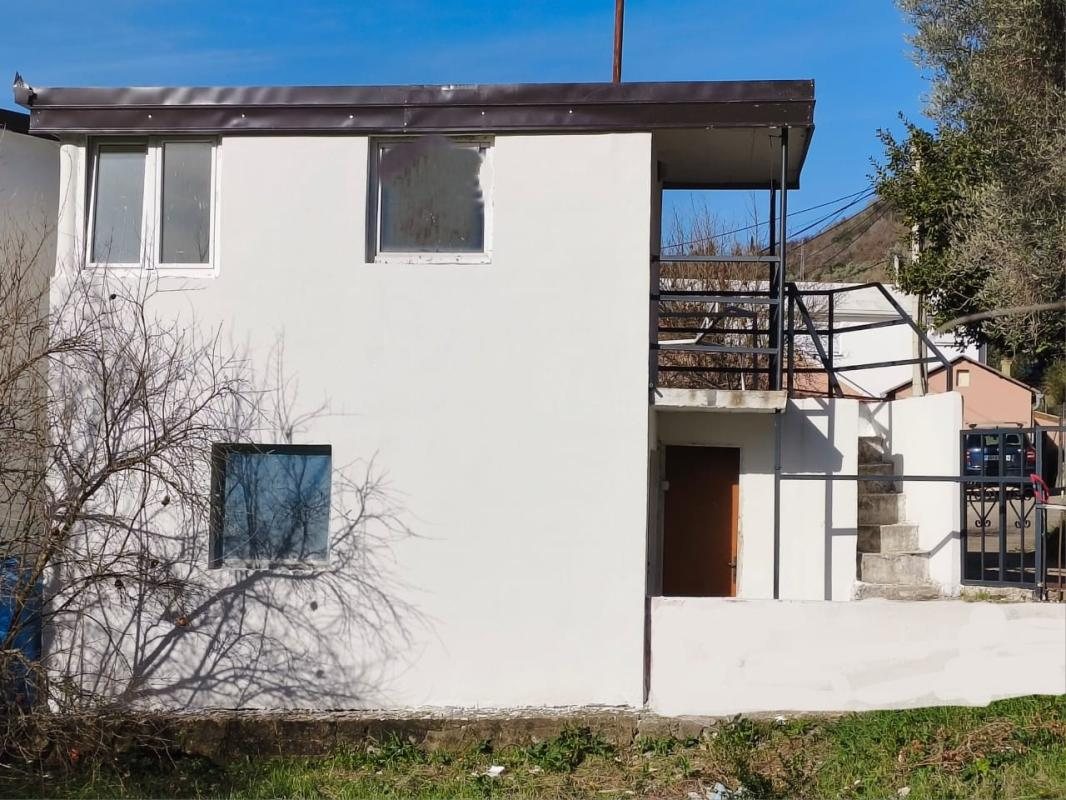 Langzeitmiete: Kleines Haus mit Meerblick in Bar (Shushan)