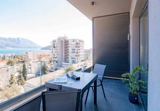 Luxury apartment with 1 bedroom in the center of Budva