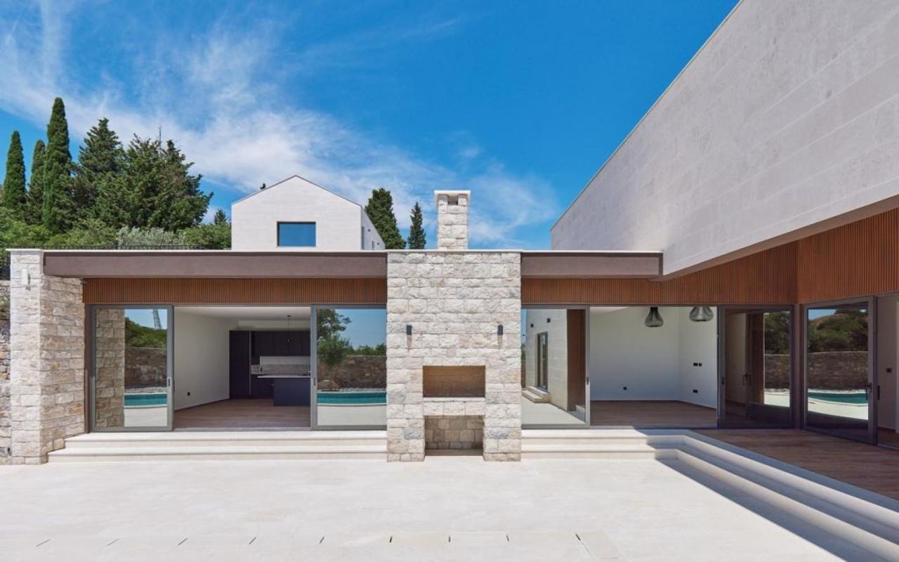 Luxury luxury villa in Tivat, Lustica