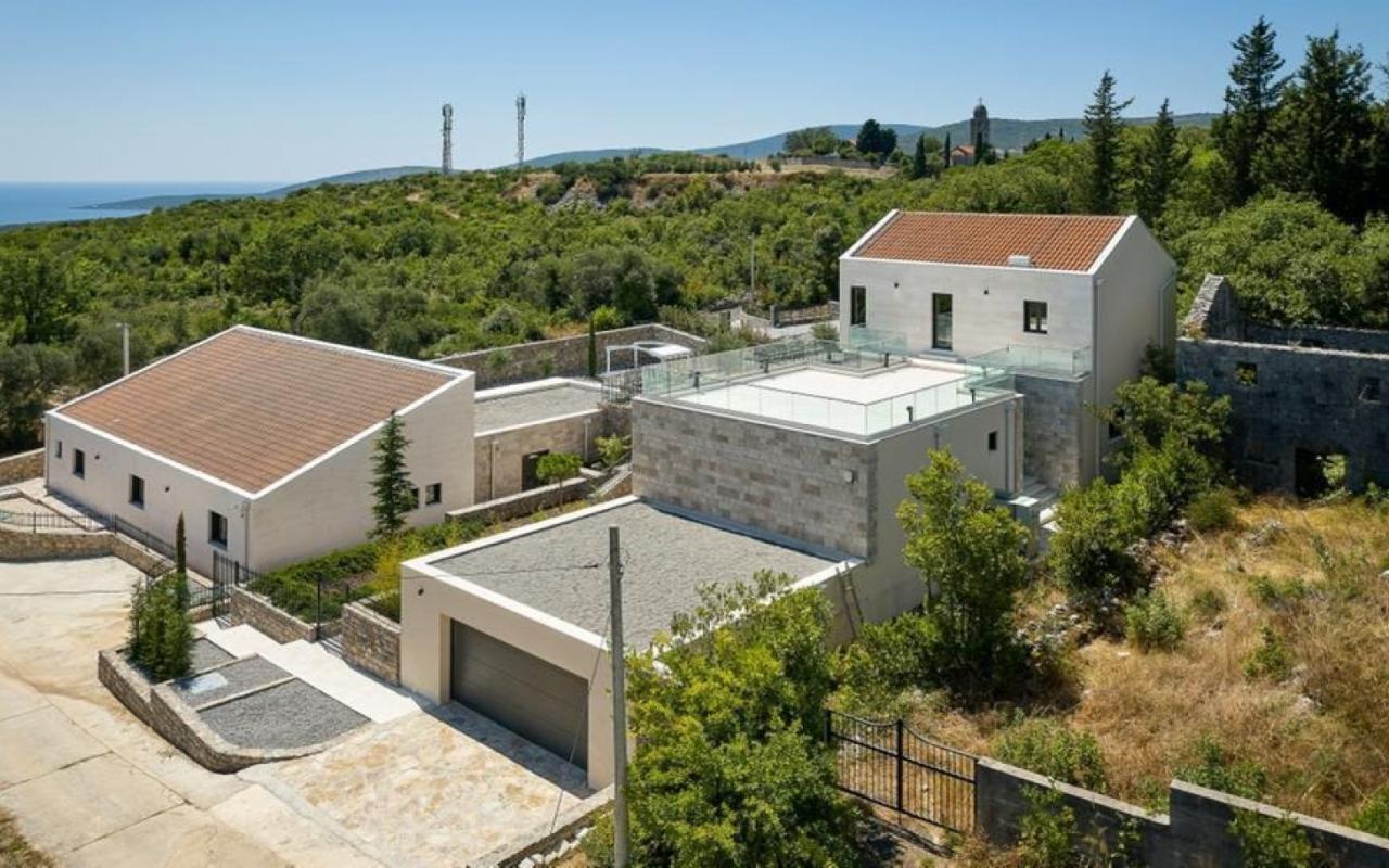Luxury luxury villa in Tivat, Lustica