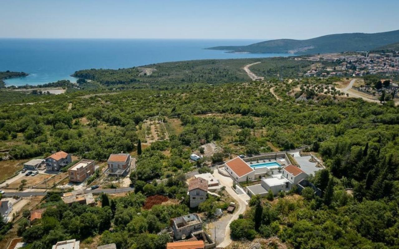 Luxury luxury villa in Tivat, Lustica