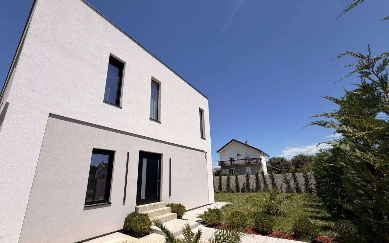 Luxusvilla in Gornja Gorica mit Sauna und Whirlpool