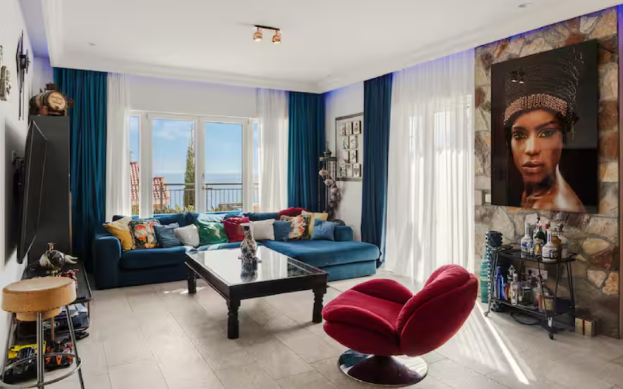 Luxury villa for sale in the Luštica Bay complex (Tivat).
