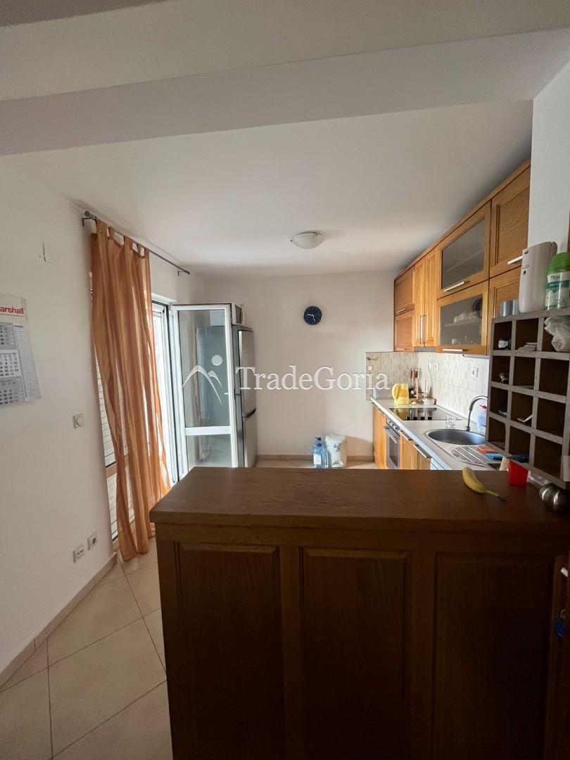 Mini hotel with 11 apartments in Dobry Vody just 5 minutes walk to the beach!
