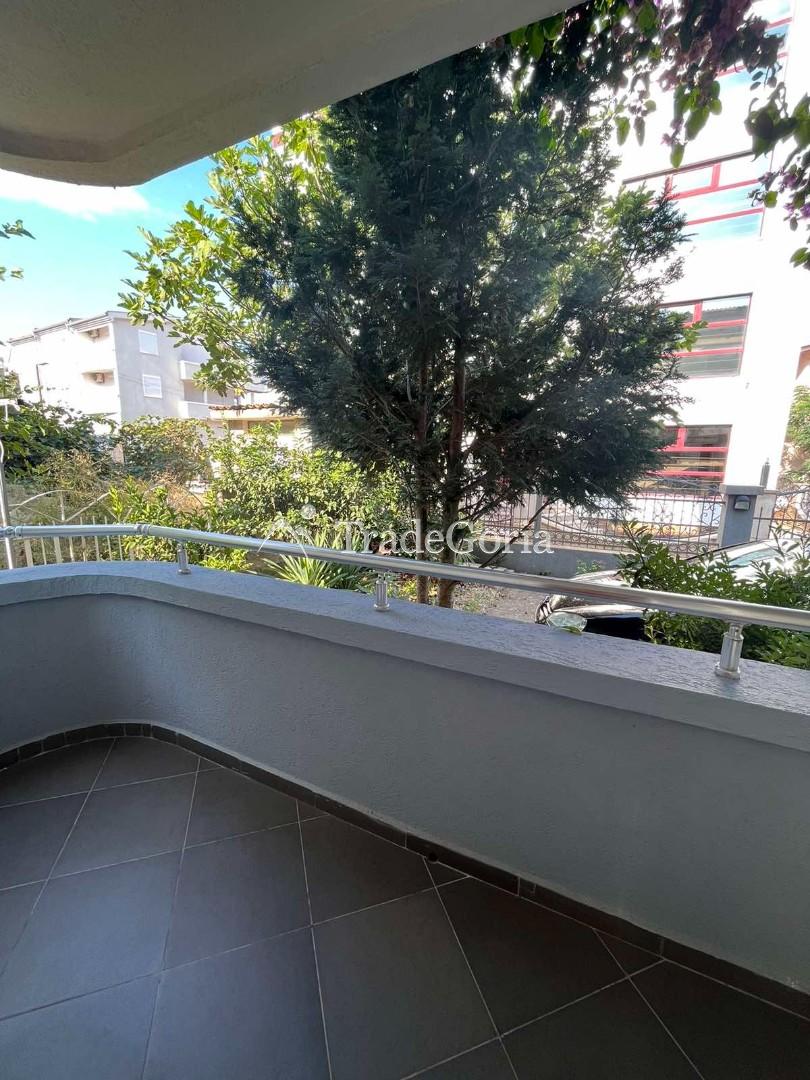 Mini hotel with 11 apartments in Dobry Vody just 5 minutes walk to the beach!