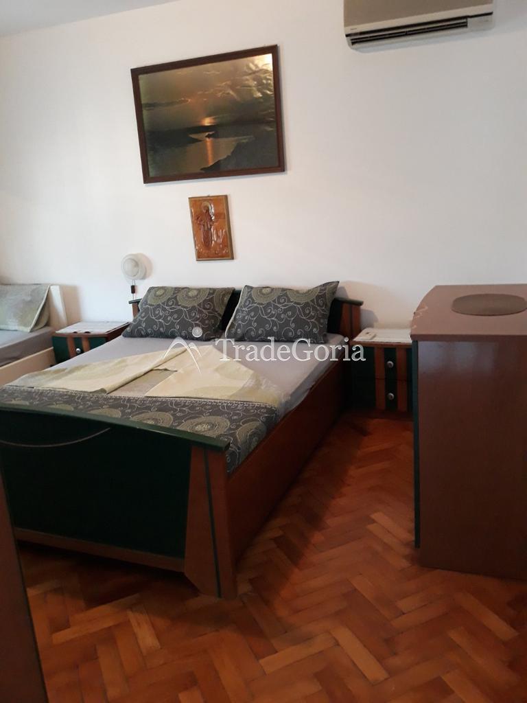 Mini-Hotel mit 6 Apartments in Bar Stadt 280m vom Meer entfernt