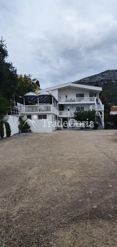 Mini-Hotel mit 6 Apartments in Bar Stadt 280m vom Meer entfernt