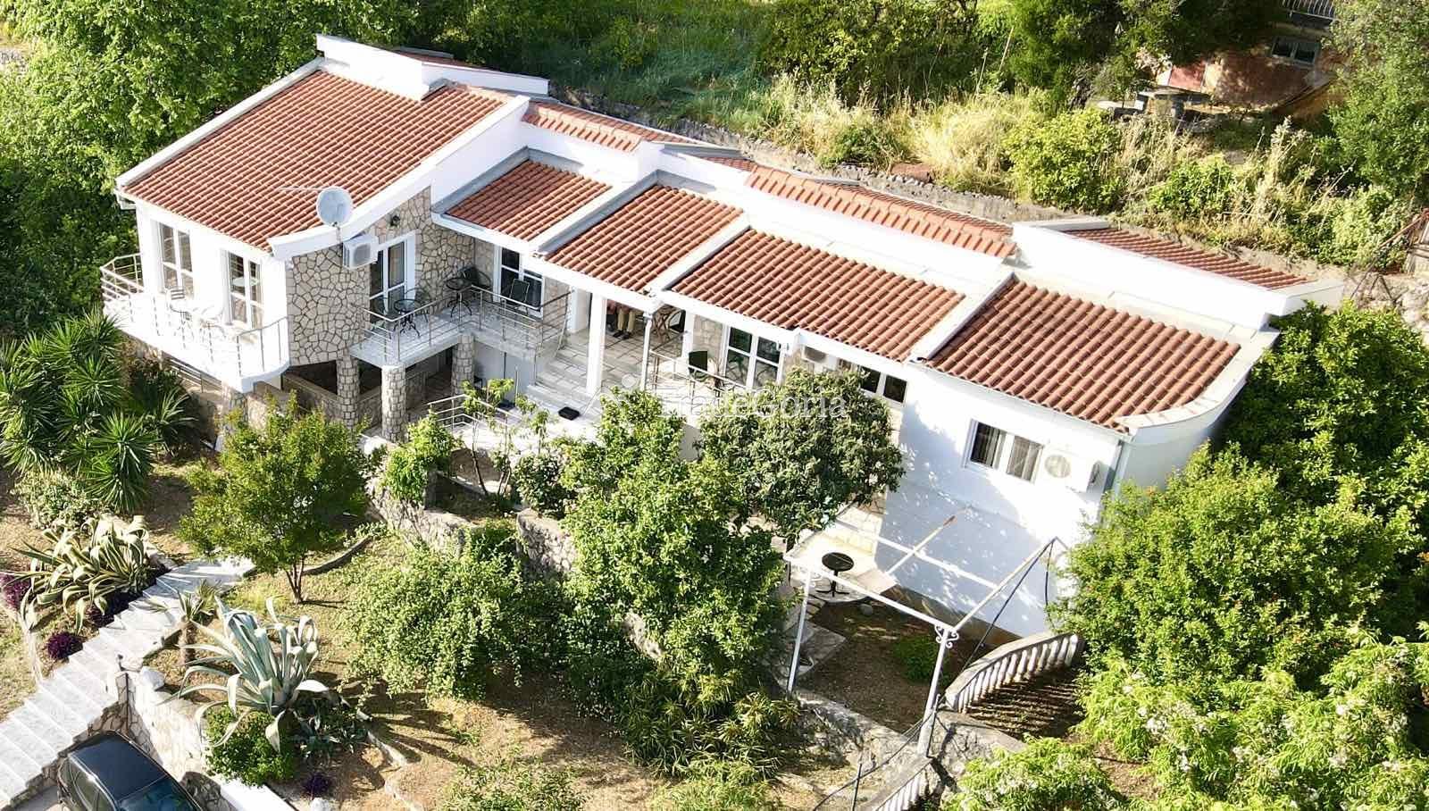 Mini-Hotel in Dobra Vody mit Meerblick