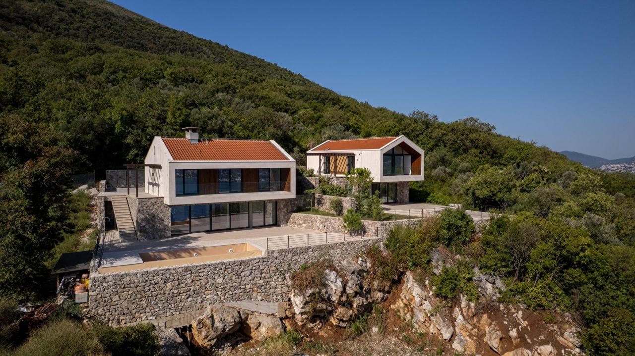 Modern villa for sale in Lustica