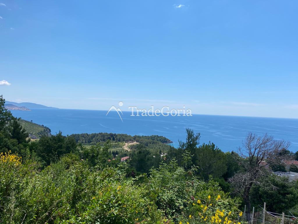 Affordable land plot in Zagradye with panoramic sea views