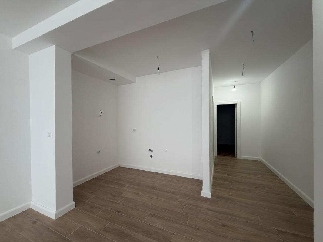 Neue 2-Zimmer-Wohnung mit 69 m² zum Verkauf in Dobrota, Kotor
