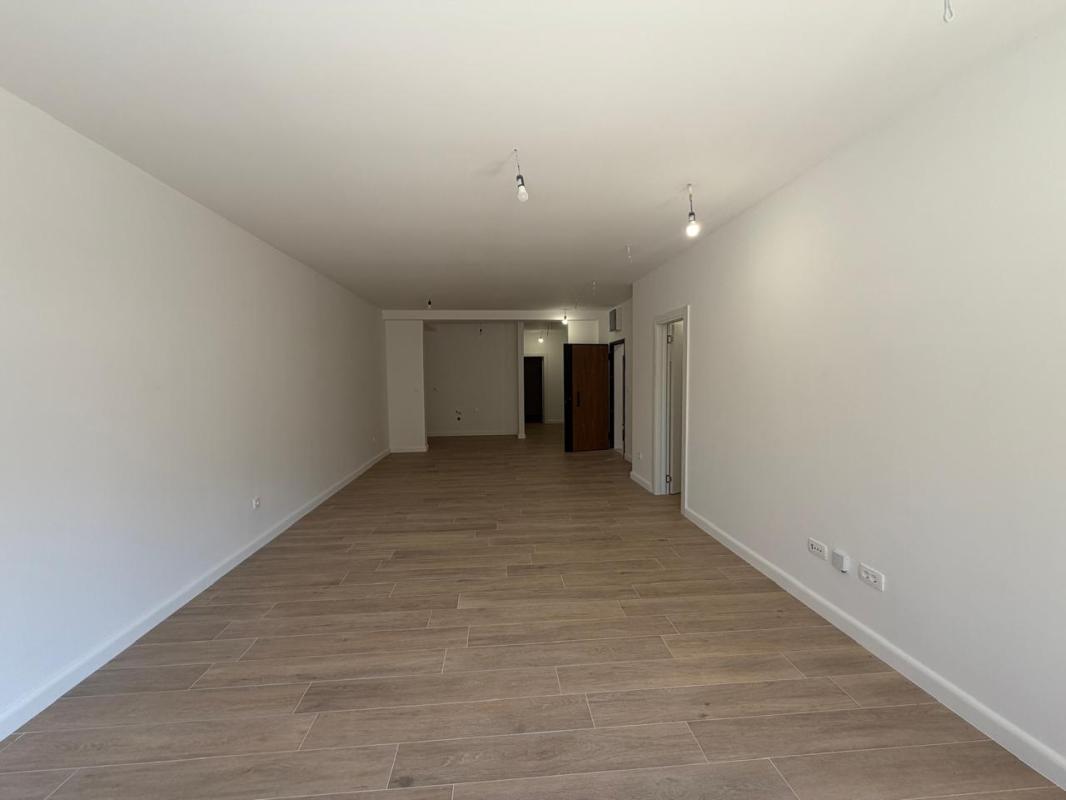 Neue 2-Zimmer-Wohnung mit 69 m² zum Verkauf in Dobrota, Kotor