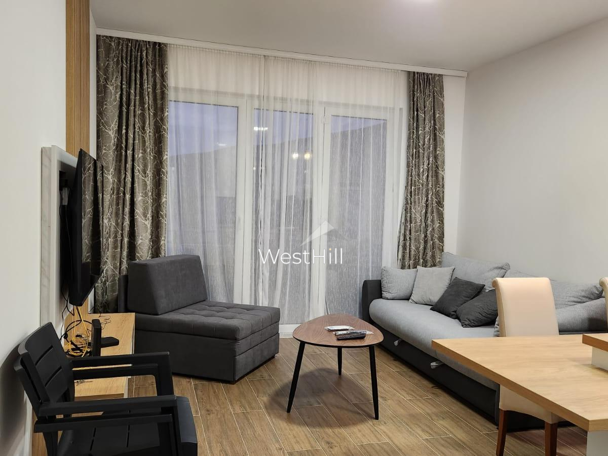Neue Wohnung in Djenovici, 50 m vom Meer