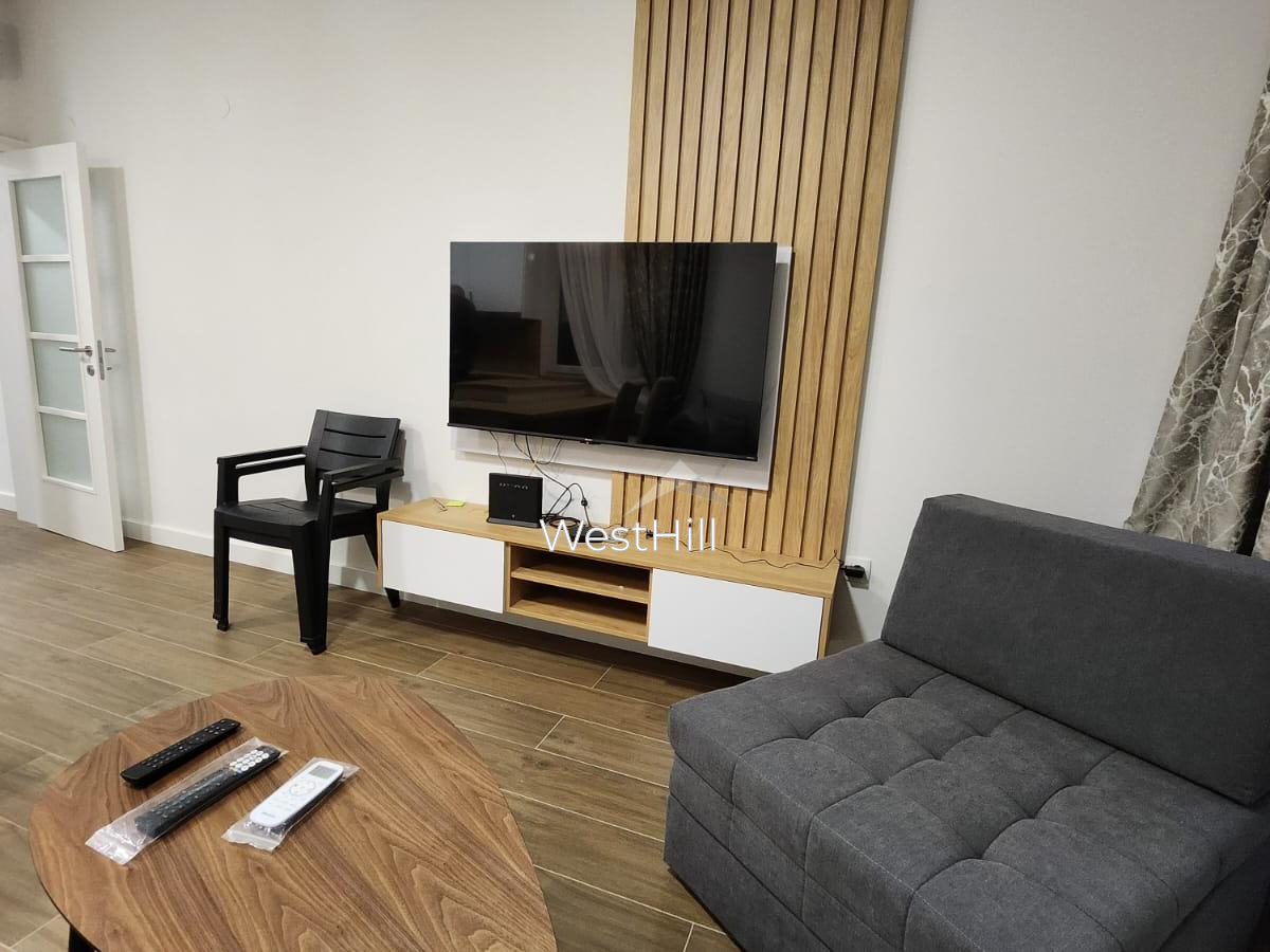 Neue Wohnung in Djenovici, 50 m vom Meer