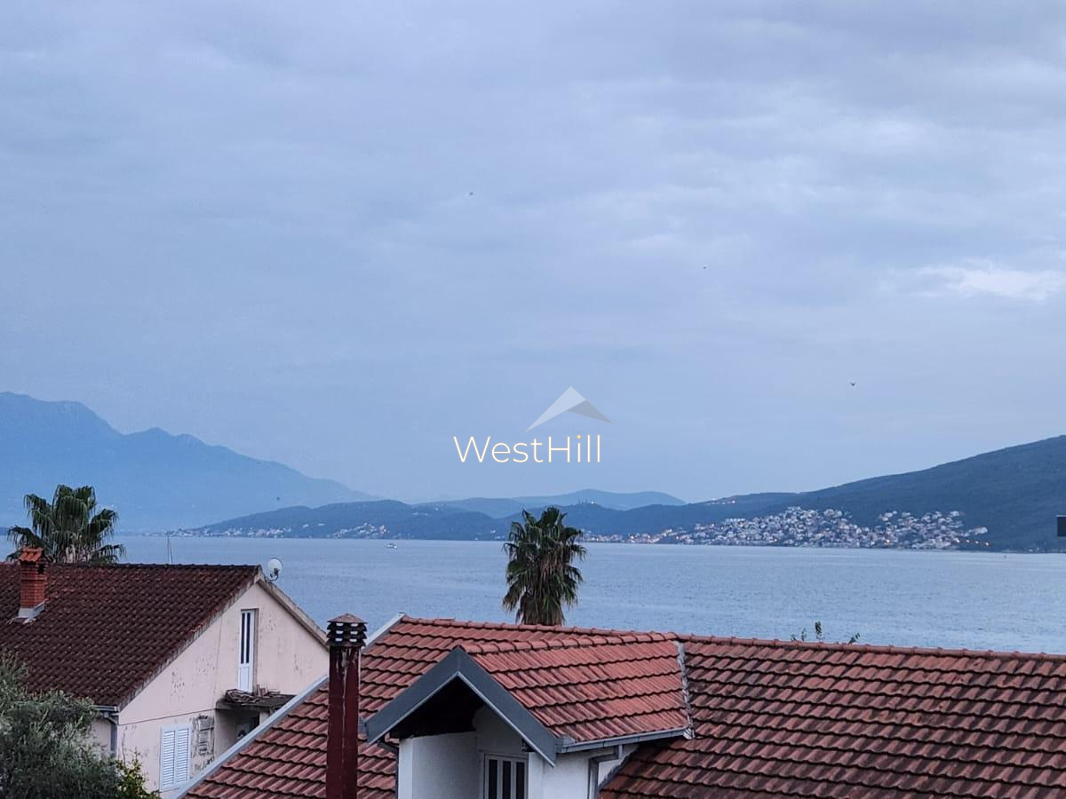 Neue Wohnung in Djenovici, 50 m vom Meer