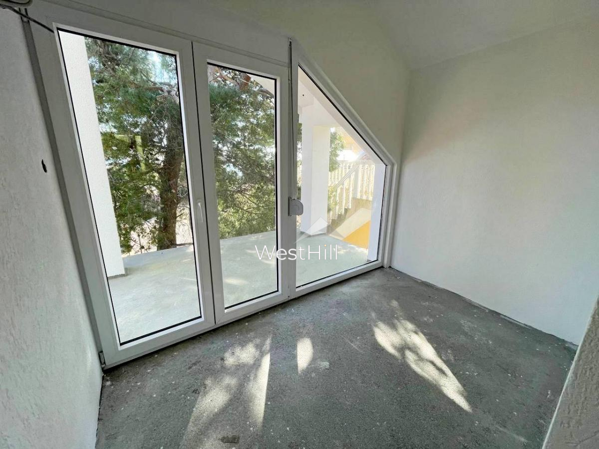 Neugebautes, legal registriertes 3-Zimmer-Haus in Susanj, Bar