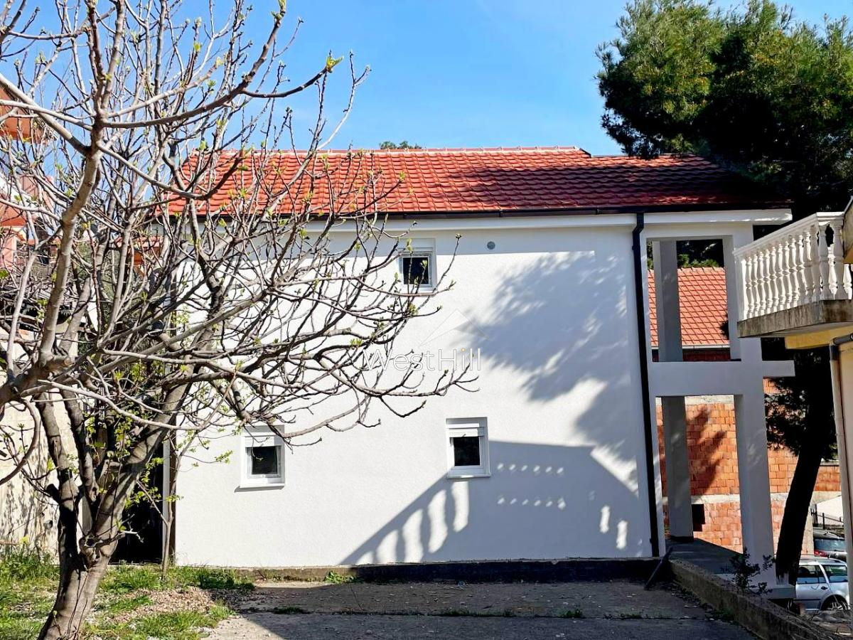 Neugebautes, legal registriertes 3-Zimmer-Haus in Susanj, Bar
