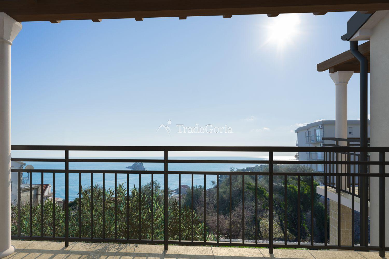 New 2-storey stone villa with pool in Petrovac