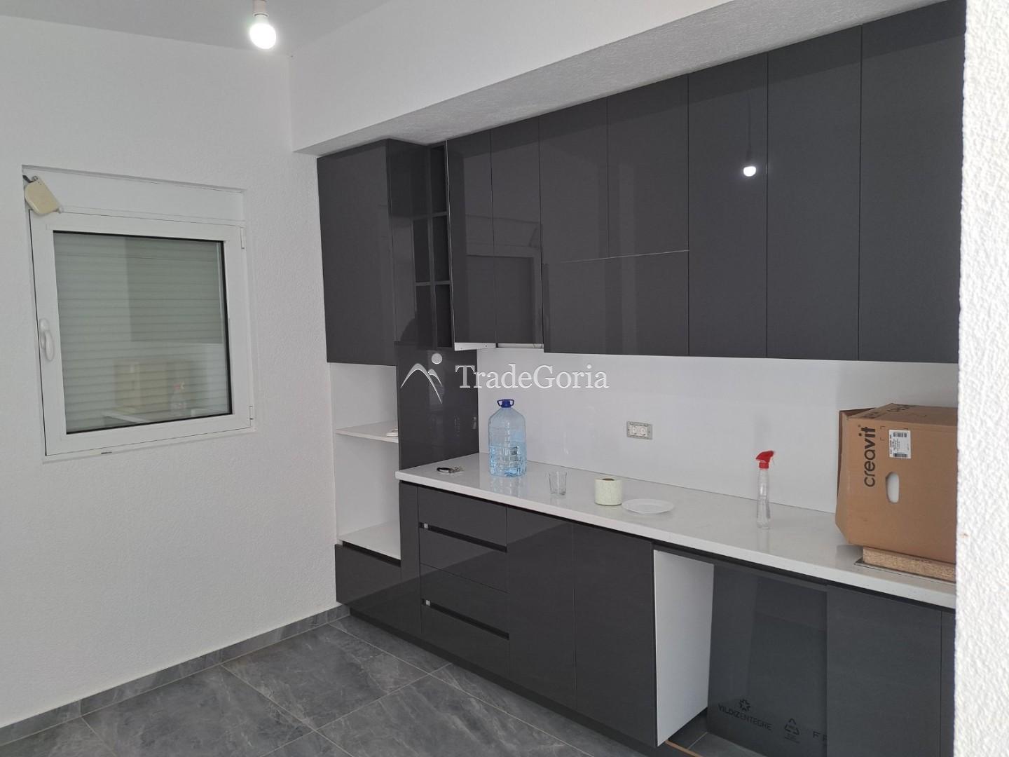 Neue Wohnung mit 1 Schlafzimmer und Meerblick in Dobry Vody