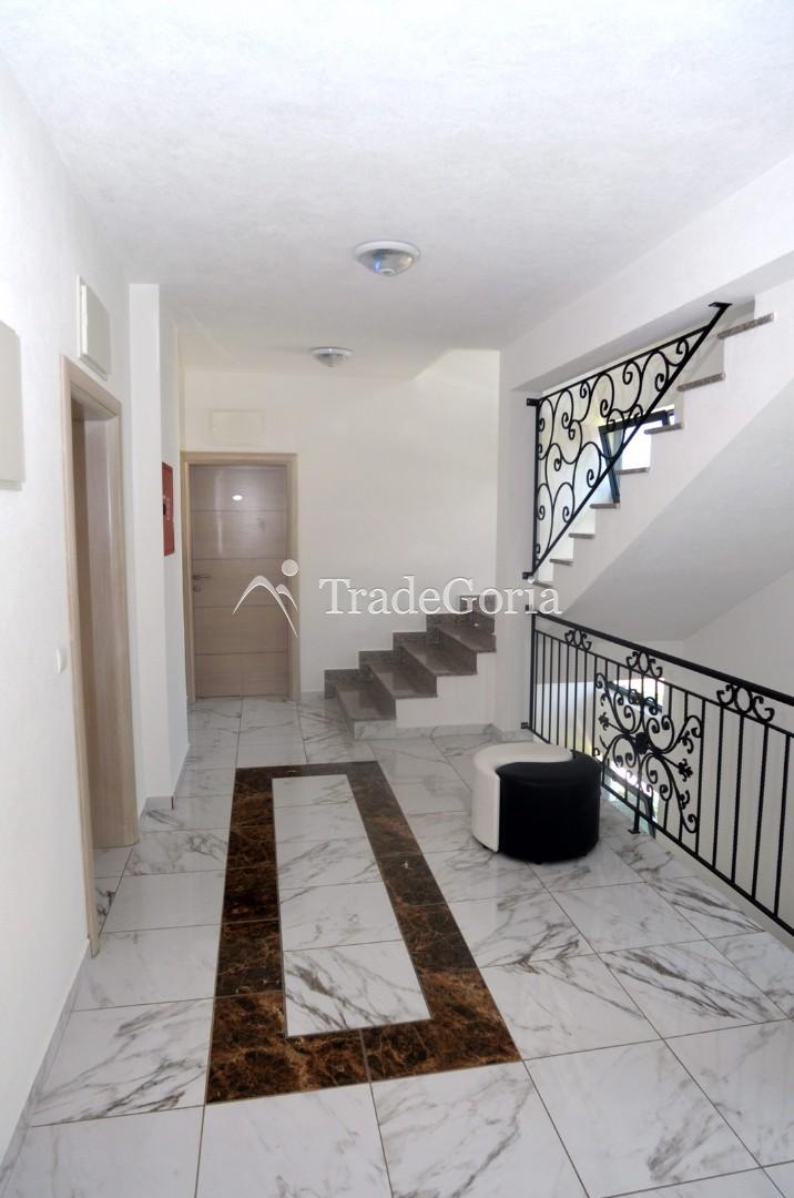 Neues Hotel mit 9 Apartments + Penthouse in Dobrа Voda