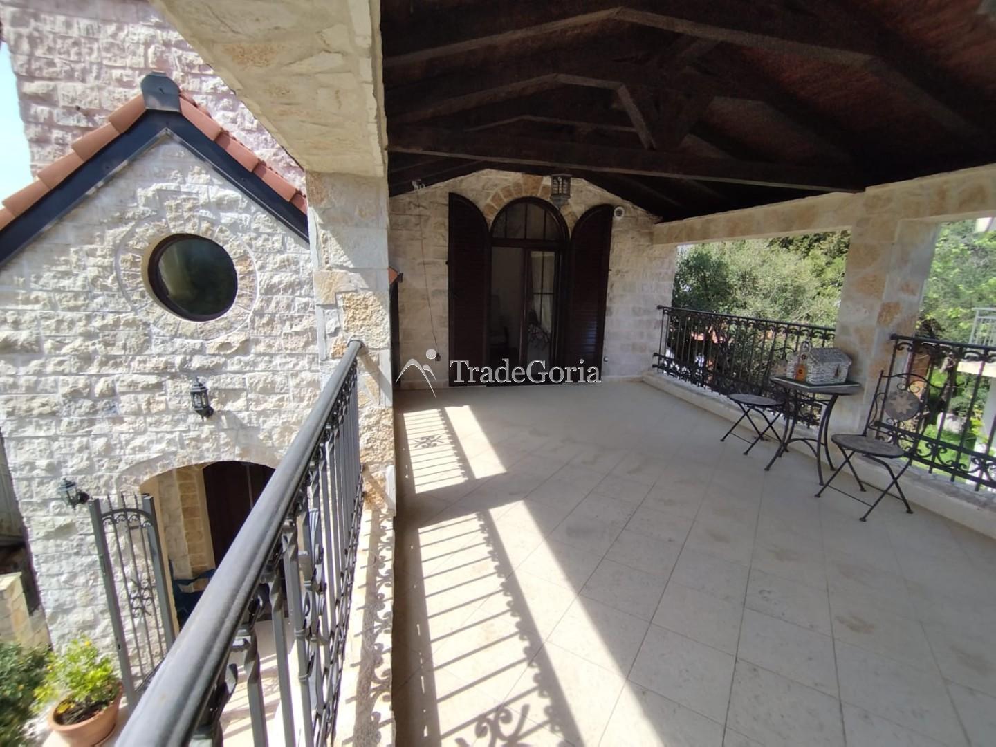 New magnificent three-story house in Sutomore