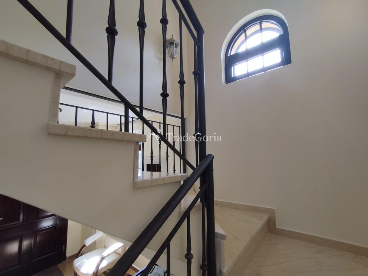 New magnificent three-story house in Sutomore