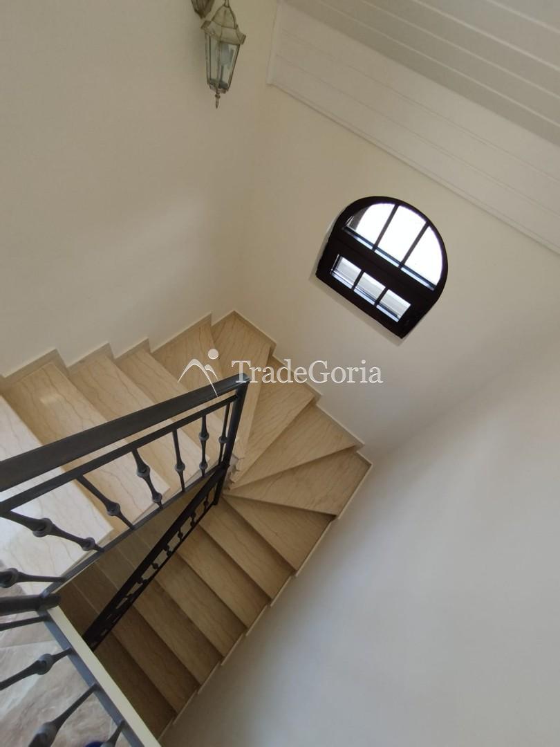 New magnificent three-story house in Sutomore