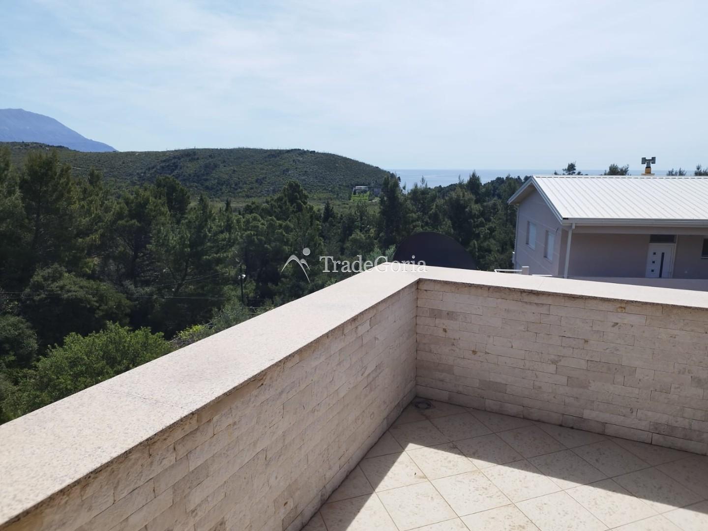 New magnificent three-story house in Sutomore