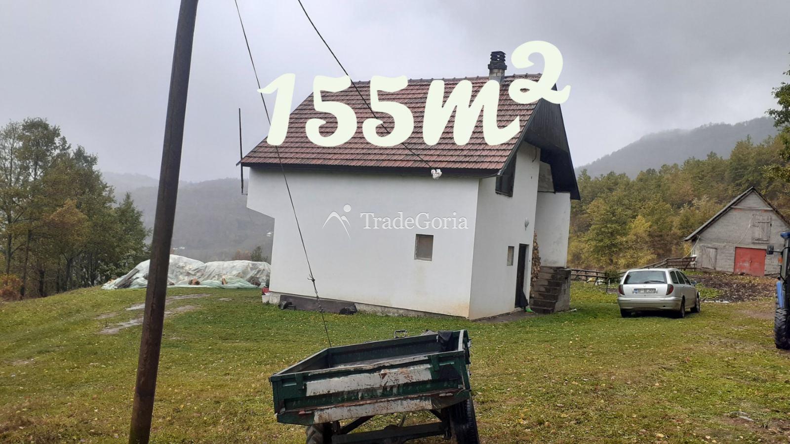 Huge land plot with two houses, farm with tractor in Mojkovac