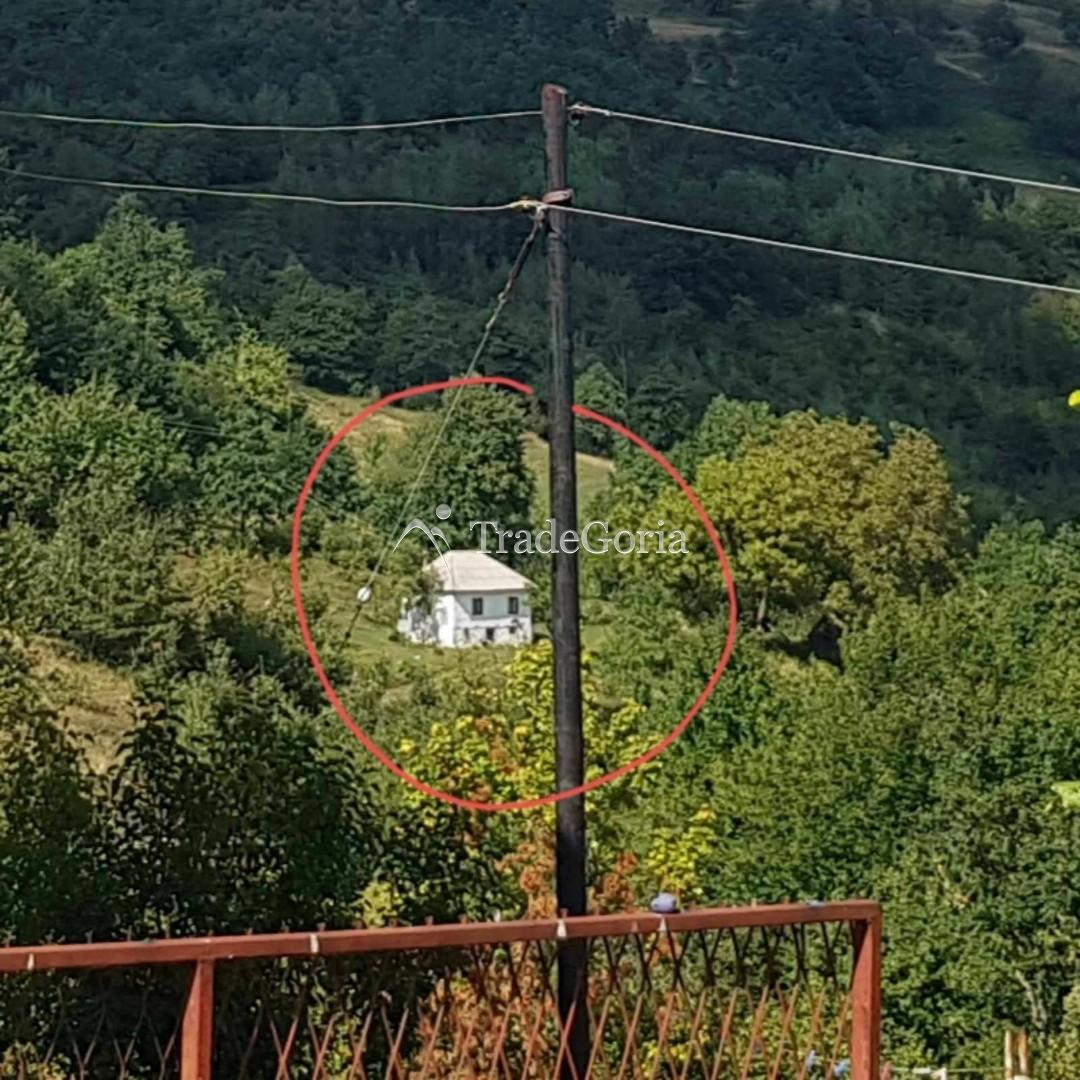 Huge land plot with two houses, farm with tractor in Mojkovac