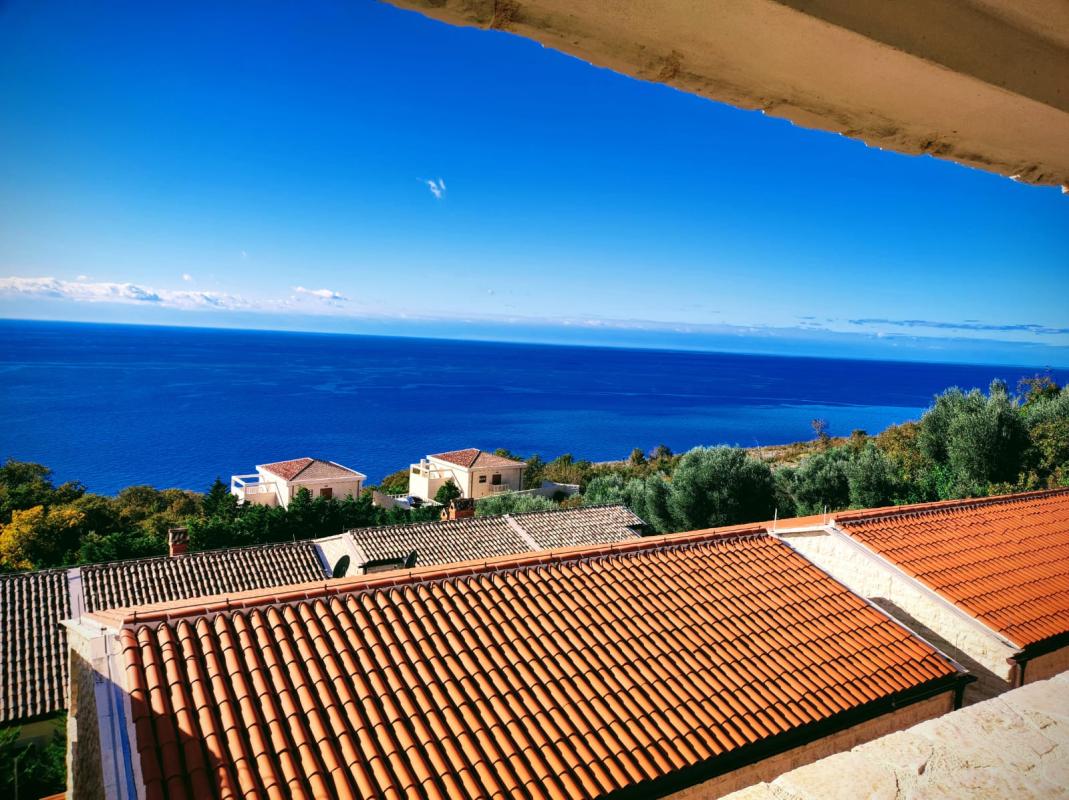 Einzimmerwohnung mit Panorama-Meerblick, Rejevici