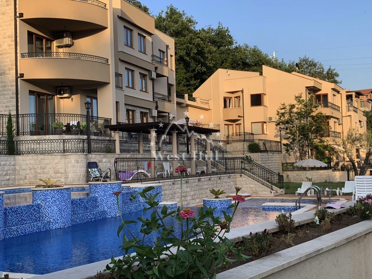 Квартира с видом на море в комплексе