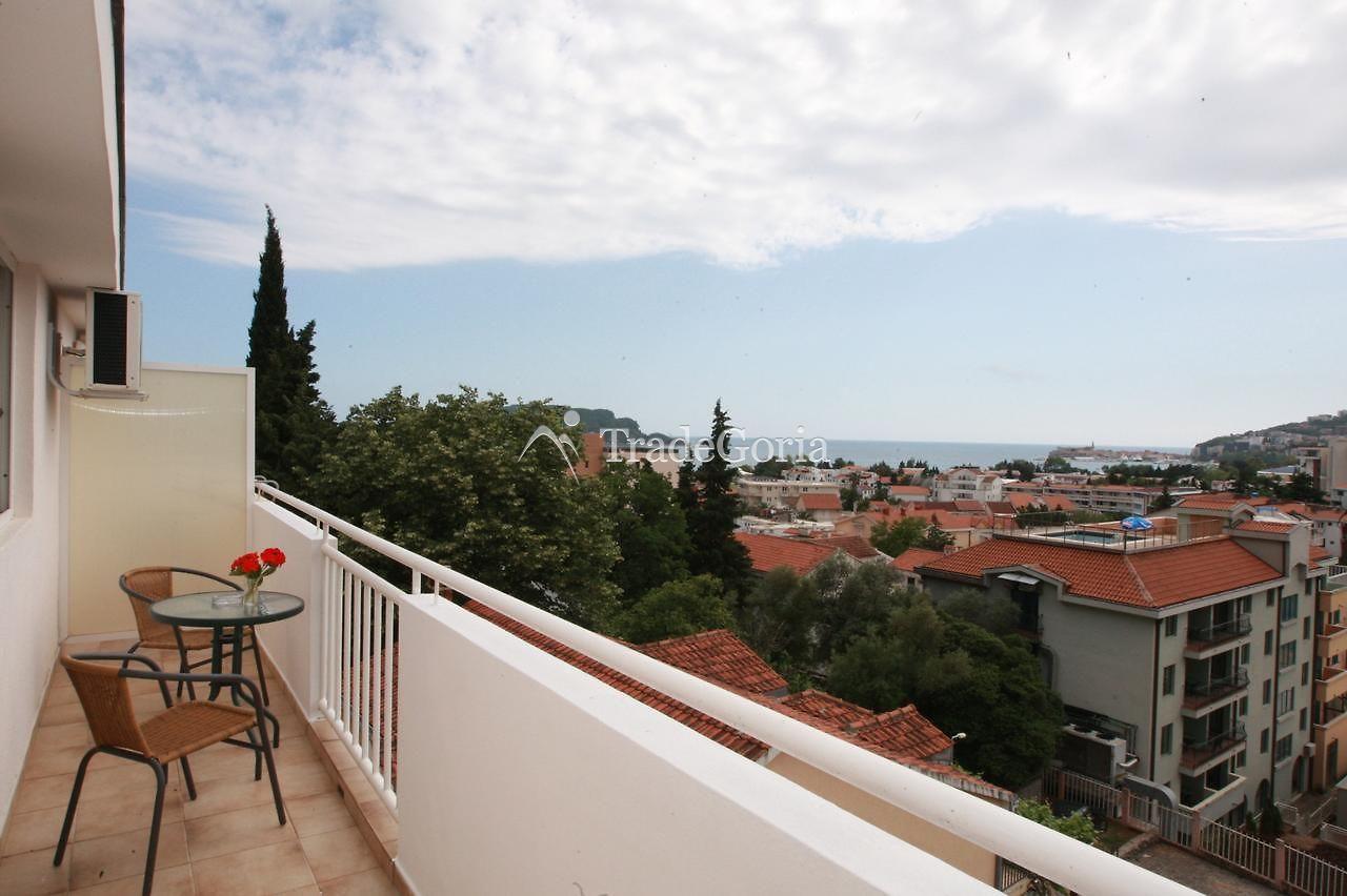 Hotel 2* in Budva - ready business by the sea!