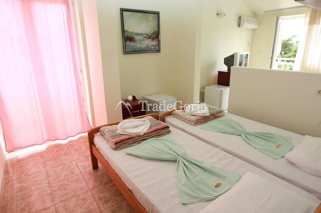 Hotel 2* in Budva - ready business by the sea!