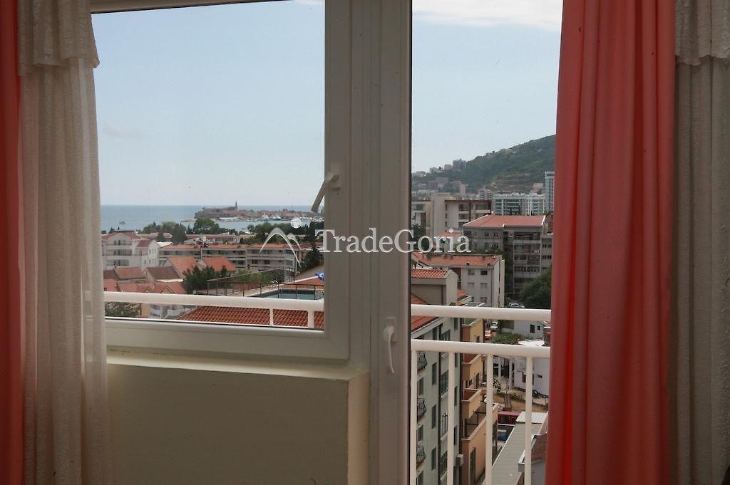 Hotel 2* in Budva - ready business by the sea!