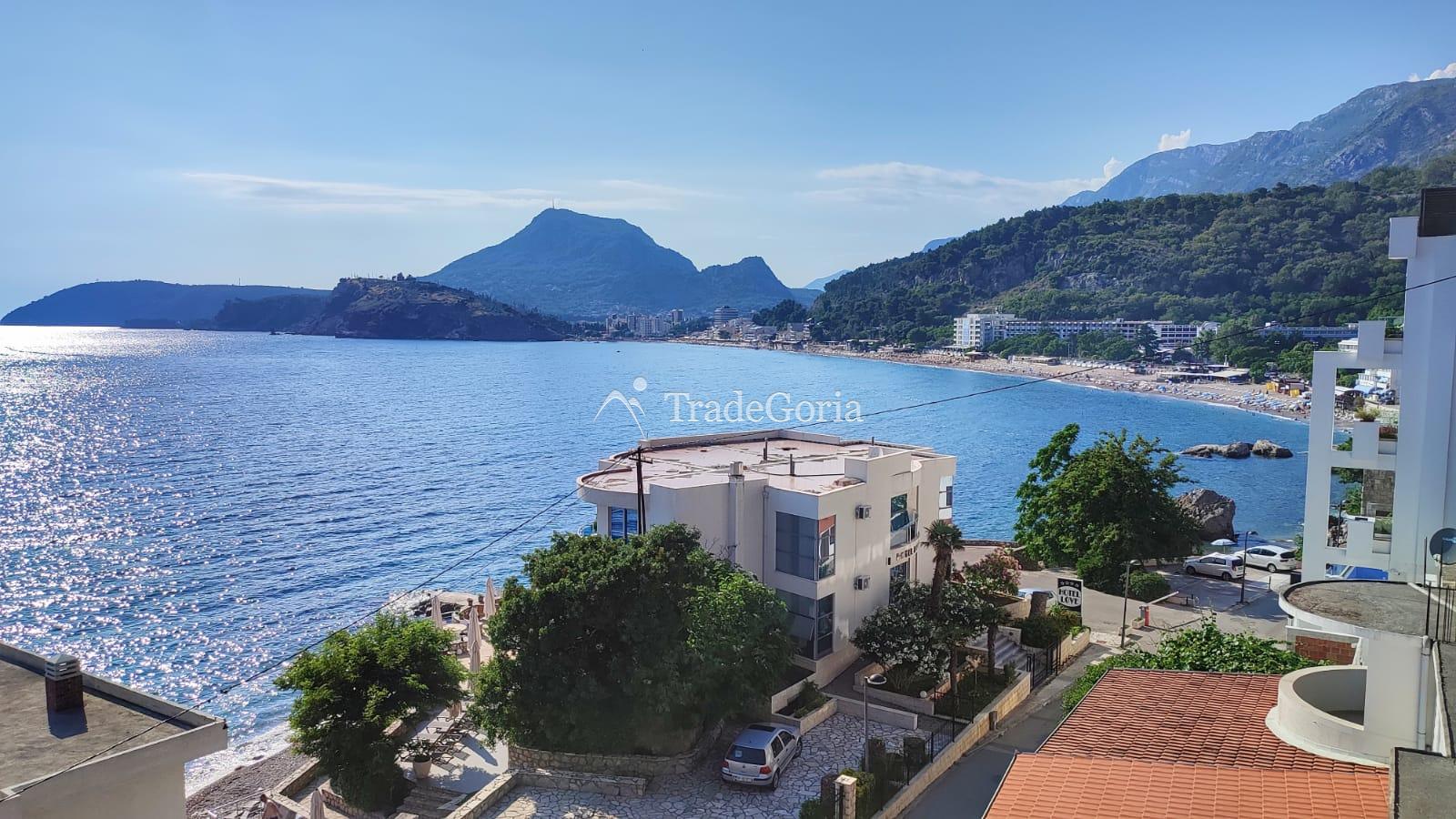 Hotel in Sutomore, 800m2, 80 meters from the sandy beach