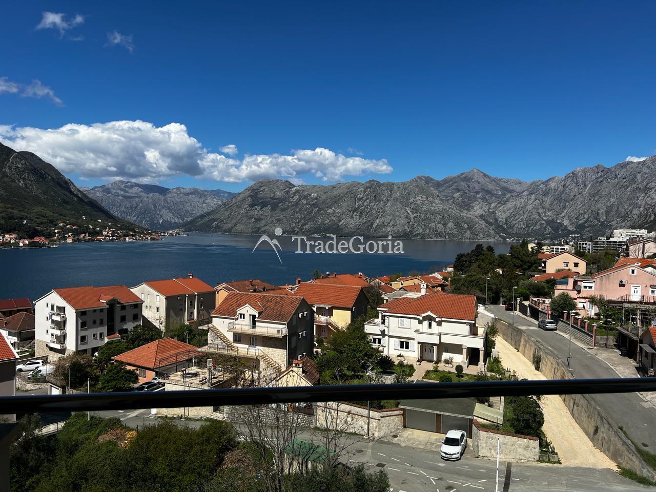 Penthouse, 2 bedrooms, Dobrota
