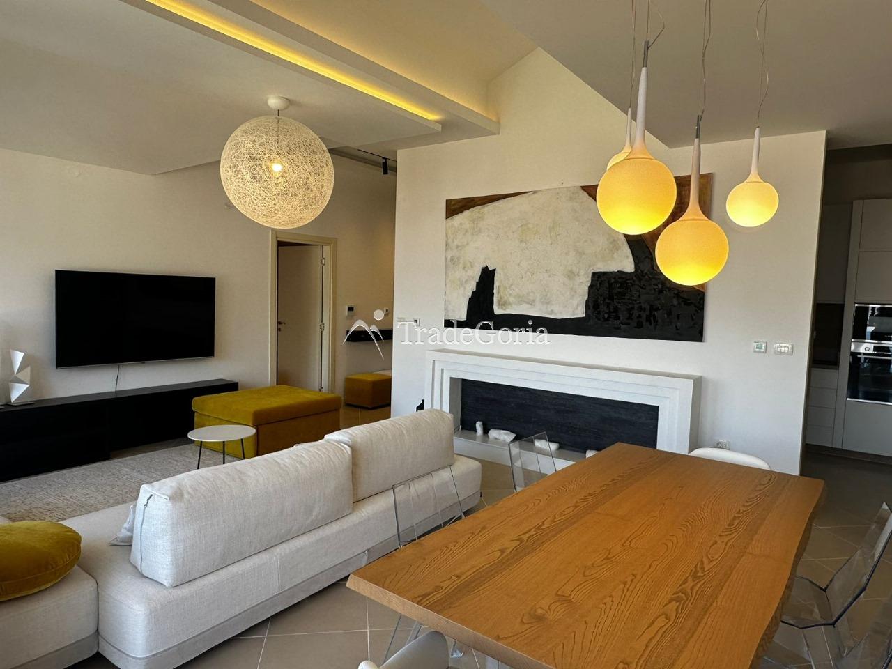 Penthouse, 2 bedrooms, Dobrota