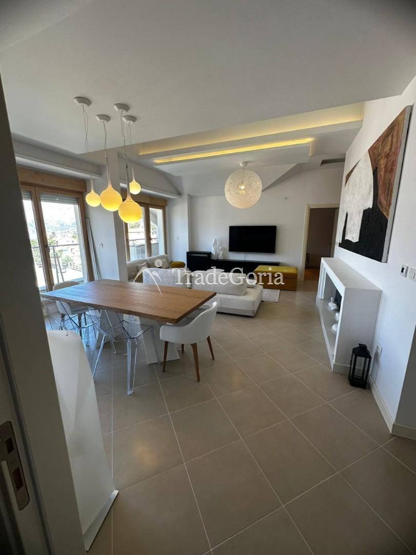 Penthouse, 2 bedrooms, Dobrota
