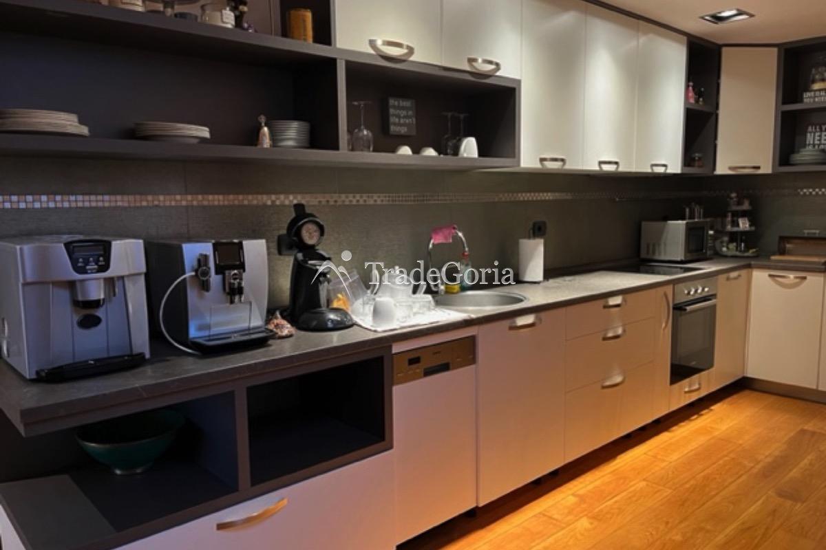 Penthouse by the Sea - 650,000 euros